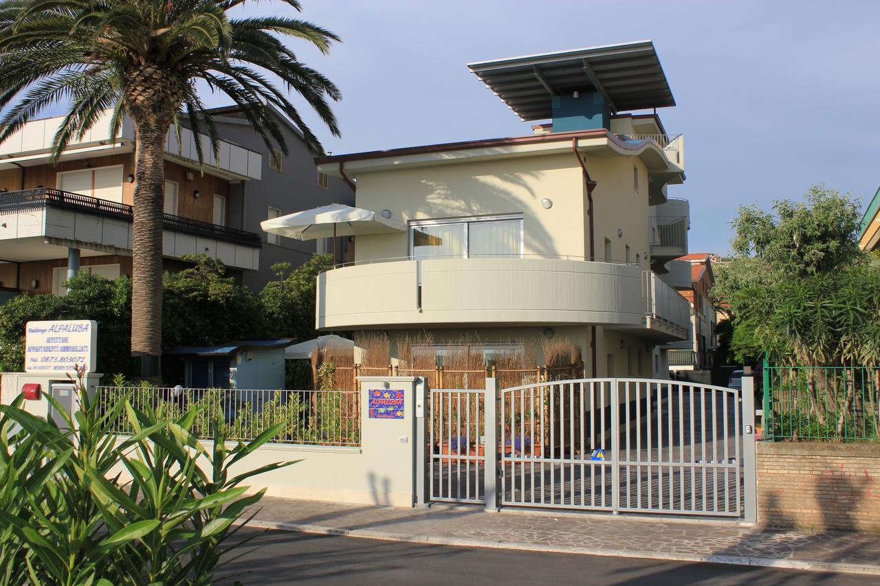 ヴァストResidenza Alpalubaアパートメント エクステリア 写真